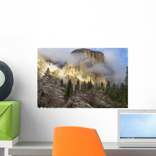 Yosemite National Park's El Wall Decal