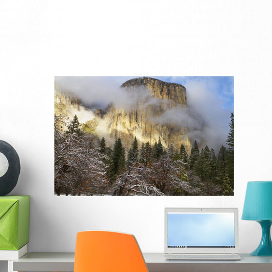 Yosemite National Park's El Wall Decal