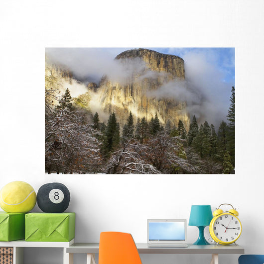 Yosemite National Park's El Wall Decal