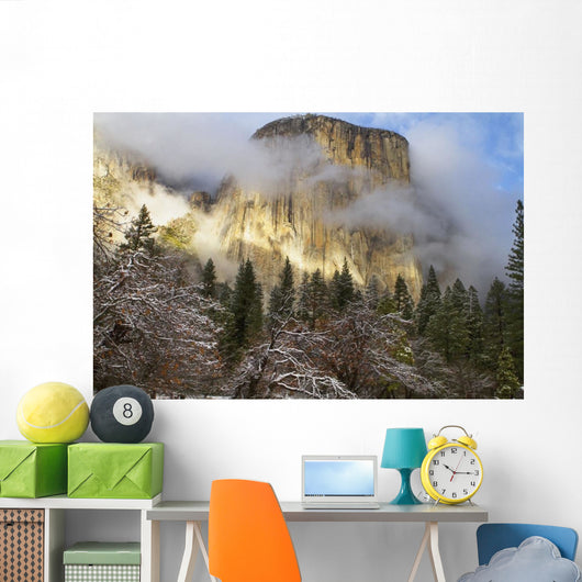 Yosemite National Park's El Wall Decal