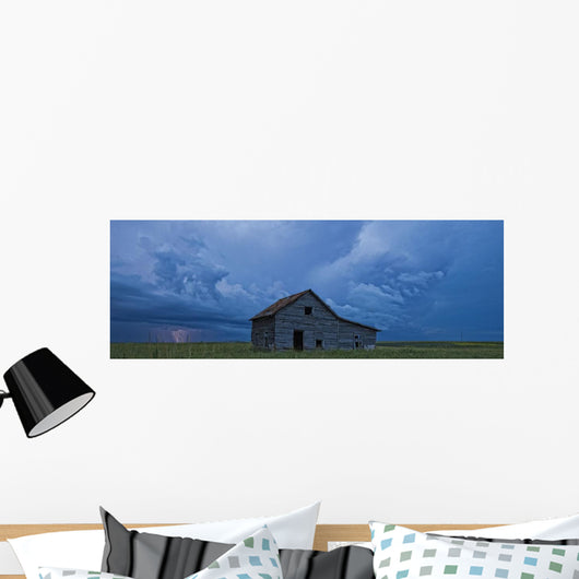 Lightning strikes Wall Mural