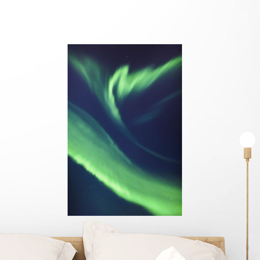 A green northern lights corona Wall Mural