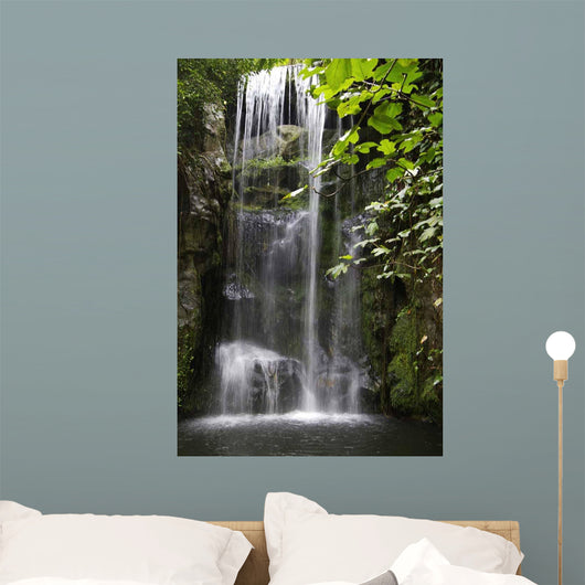 Wasserfall Wall Decal