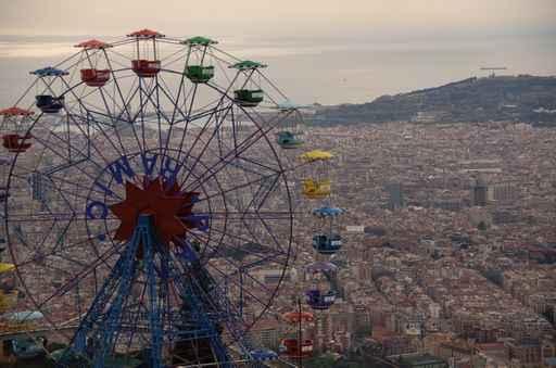 Barcelona Wall Decal Design 4