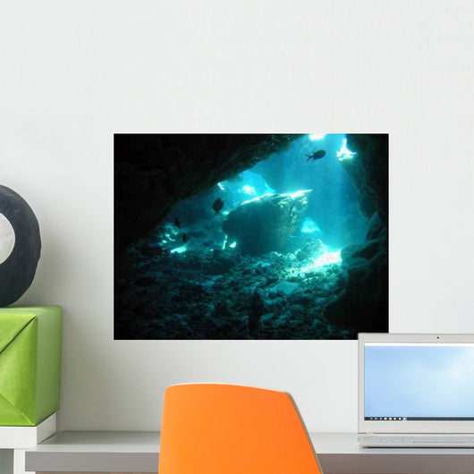Unterwasserhohle Wall Decal