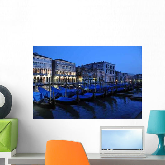 Venecia Wall Decal