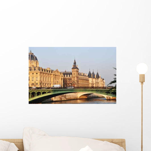 Conciergerie Paris Wall Decal