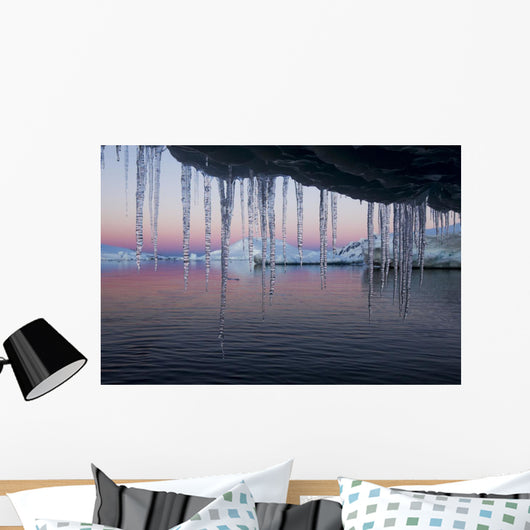 Icicles hang Wall Mural