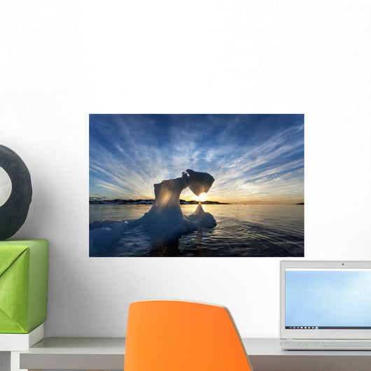 Setting Midnight Sun Lights Wall Decal