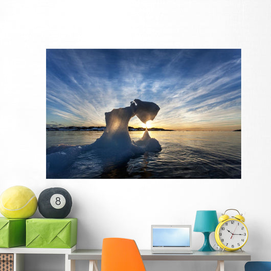 Setting Midnight Sun Lights Wall Decal