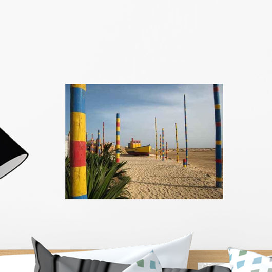 Bateau Sur La Plage Wall Decal