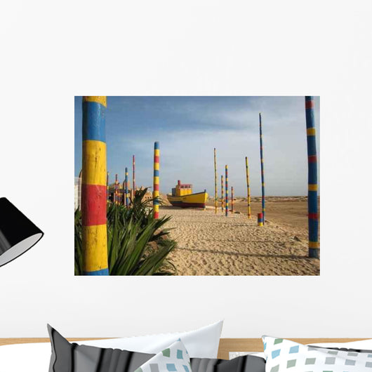 Bateau Sur La Plage Wall Decal