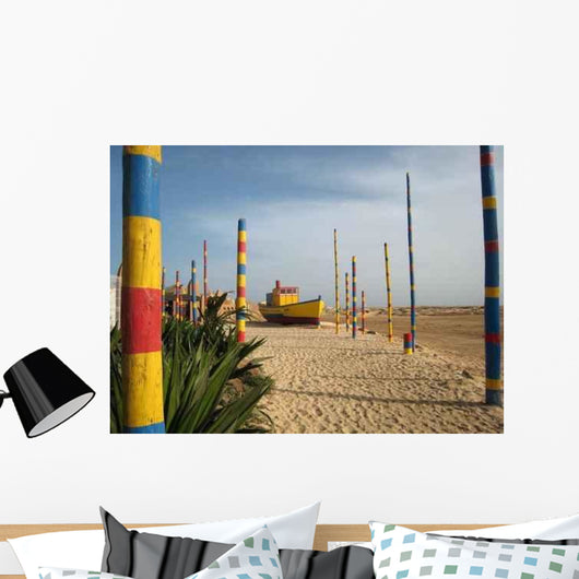 Bateau Sur La Plage Wall Decal