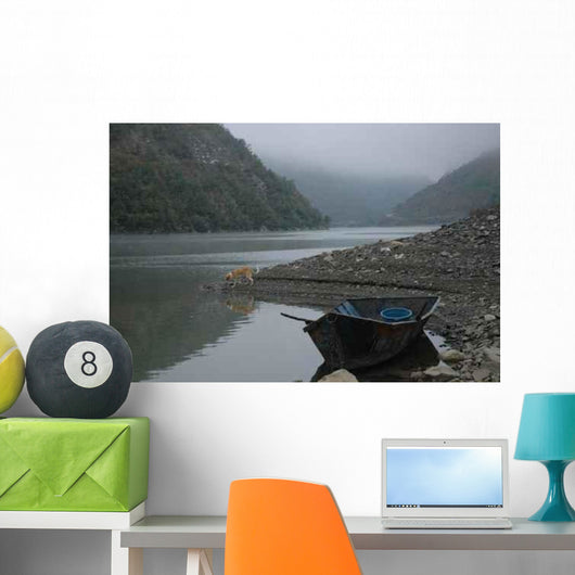 Albanien Morgendammerung Bei Koman Wall Decal