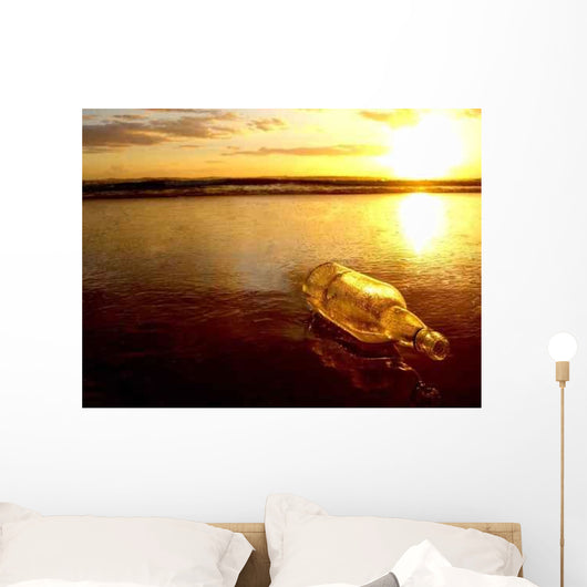 Garrafa Na Praia Wall Decal