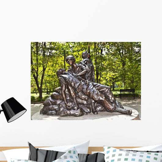 Memorial Statues to Vietnam