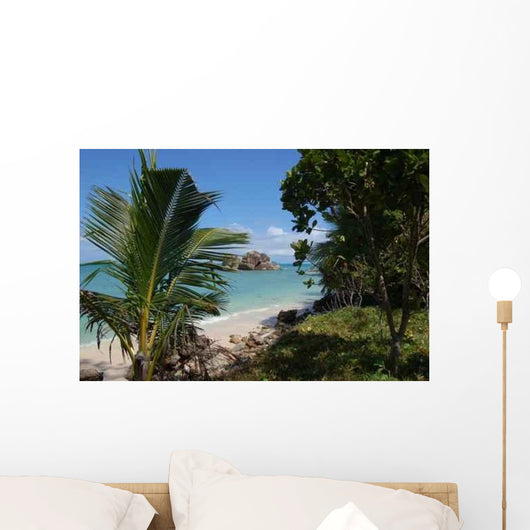 Plage Praslin Wall Decal