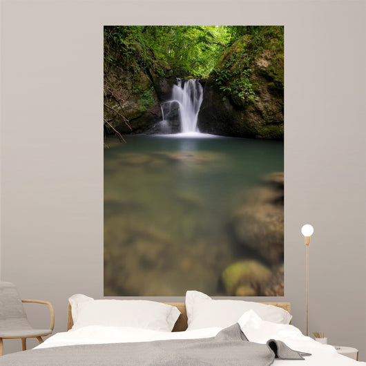Cascata Roburentello Waterfall