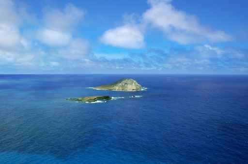Pacific Island Wall Decal