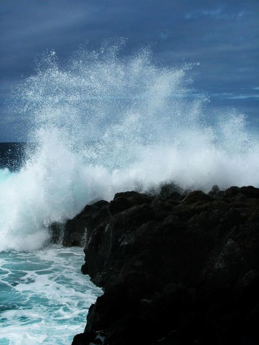 sea spray Wall Mural