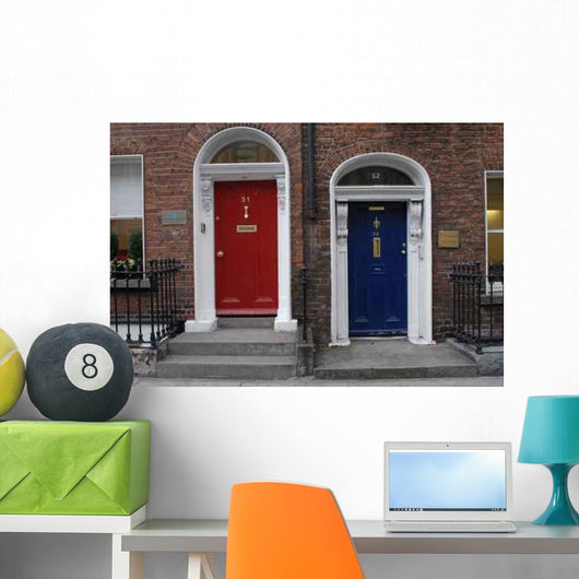 Dublin Porte D'entree Wall Decal