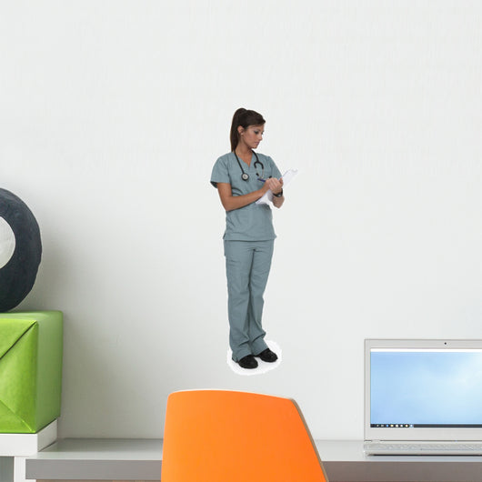 Pretty Healthcare Worker White