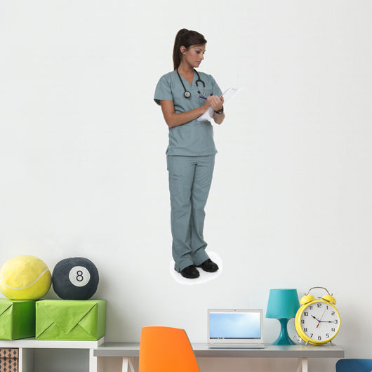 Pretty Healthcare Worker White