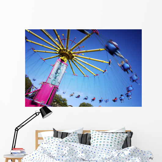 yo-yo amusement ride Wall Mural