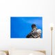 Da Vinci Statue with Wall Mural