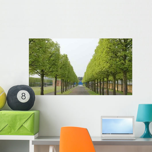 Allee Wall Decal