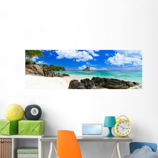Perfect beach in Seychelles Wall Mural