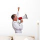 Arzt protestiert mit Megafon Wall Decal
