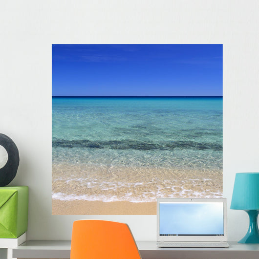 Horizon over Idyllic Beach