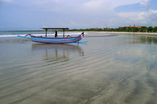 the indonesian boat Wall Mural