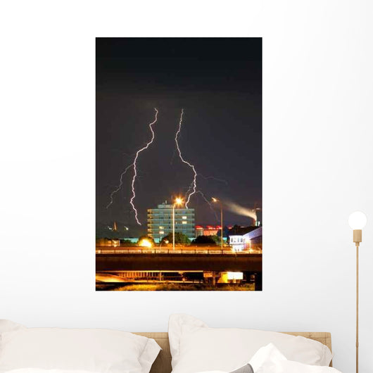 Flash Bordeaux Wall Decal