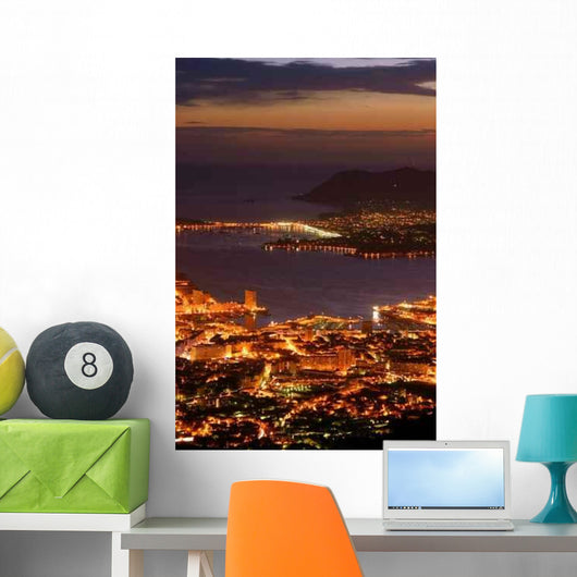 Rade Toulon Wall Decal Design 2