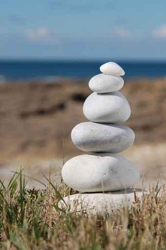 Statue Cailloux Wall Decal