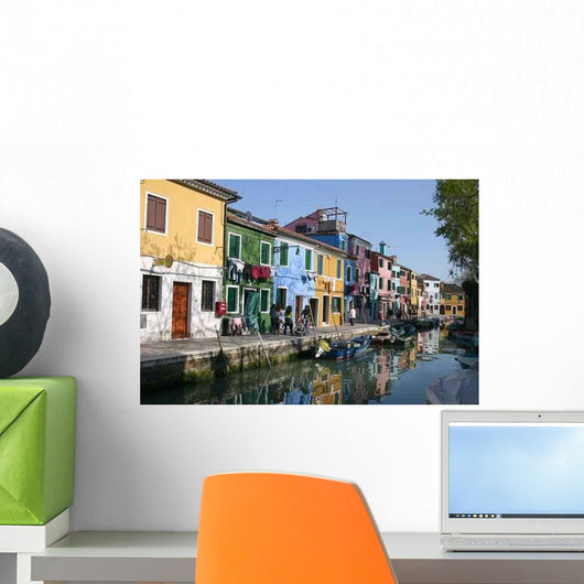 Maisons Colorees L'ile Burano Wall Decal