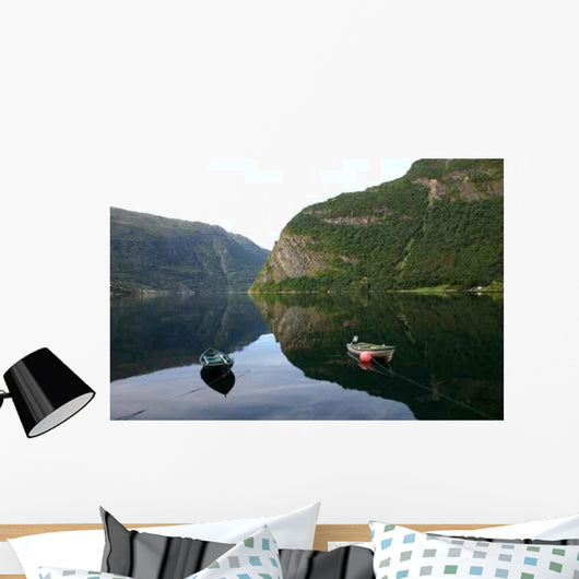 Stille Wall Decal