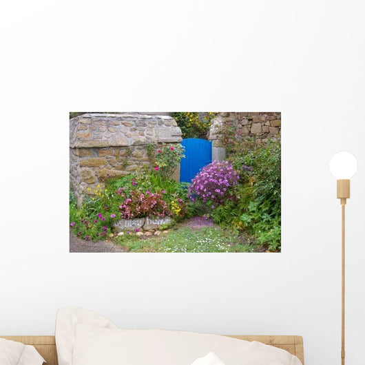 Entree Maison Fleurie Wall Decal