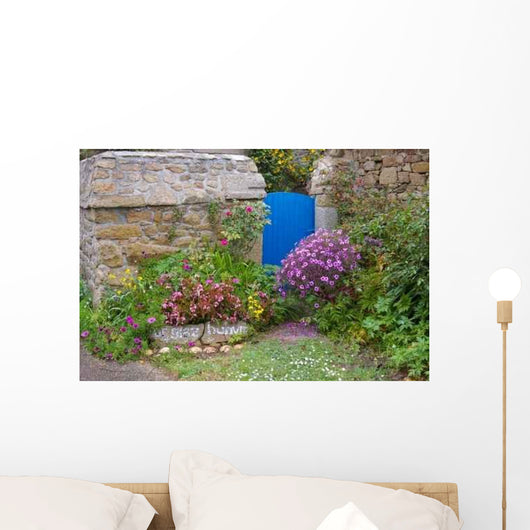 Entree Maison Fleurie Wall Decal