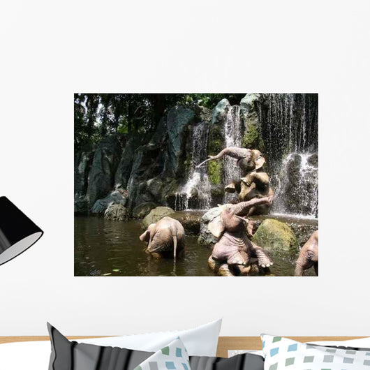 Badende Elefanten Wall Decal