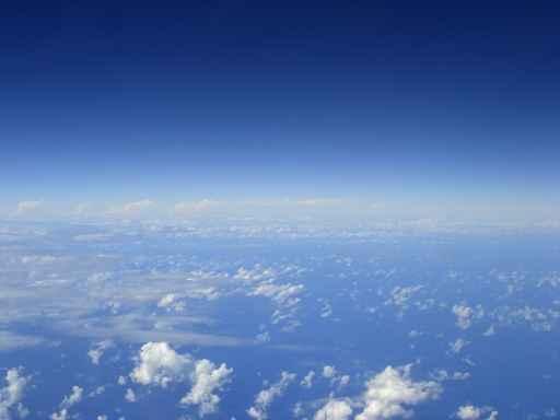 Nuages Et Ciel Bleu Wall Decal