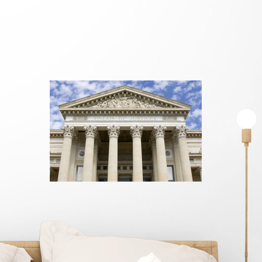 Palais Justice Wall Decal