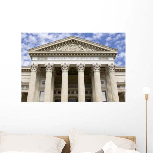 Palais Justice Wall Decal
