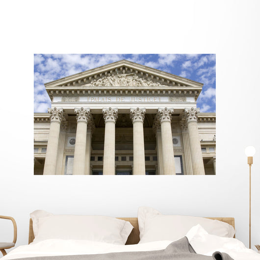 Palais Justice Wall Decal