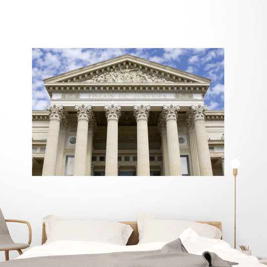 Palais Justice Wall Decal