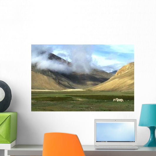 Une Plaine Au Tibet Wall Decal