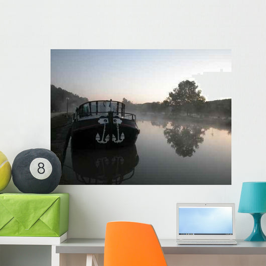 Peniche Sur Le Canal Wall Decal