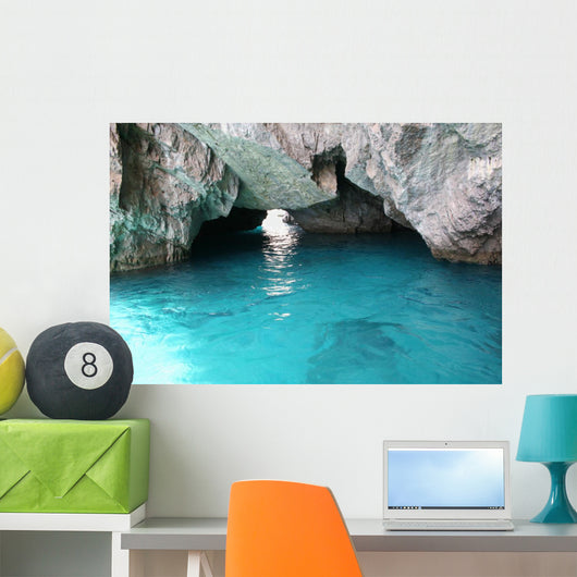 Beautiful Crystal Turquoise Water Wall Decal